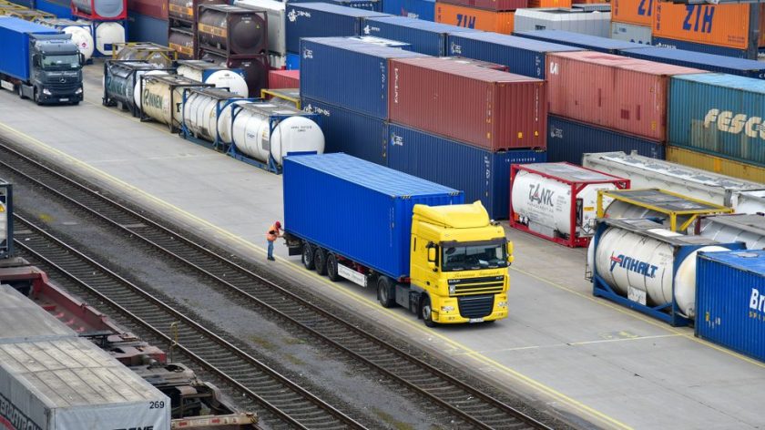 EUROGATE Container Terminal Hamburg enables fully digital verification of truck drivers