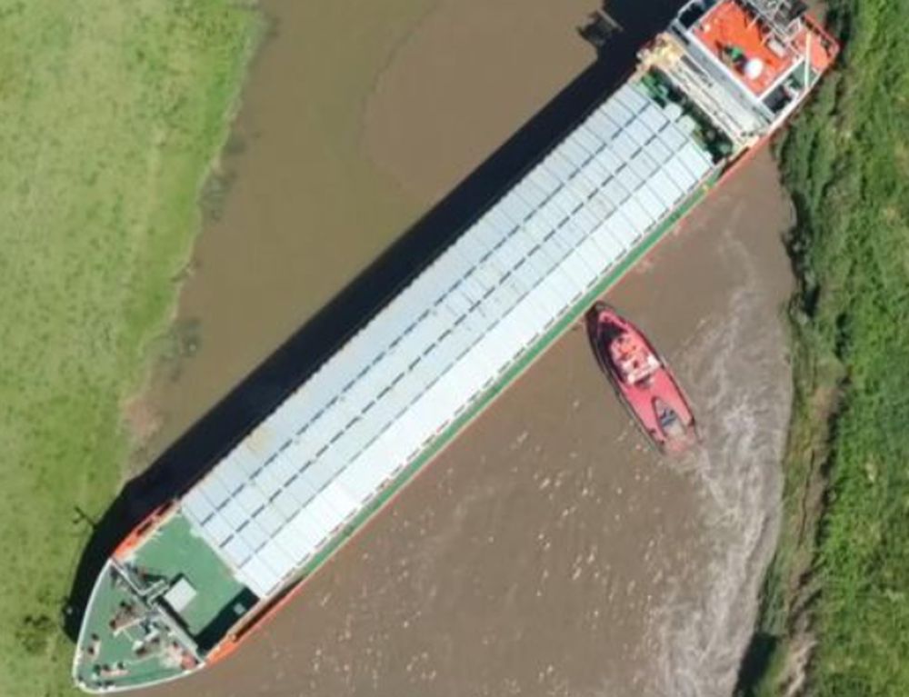 Cargo ship runs aground in England