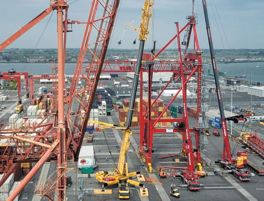 New Liebherr STS crane for DFT