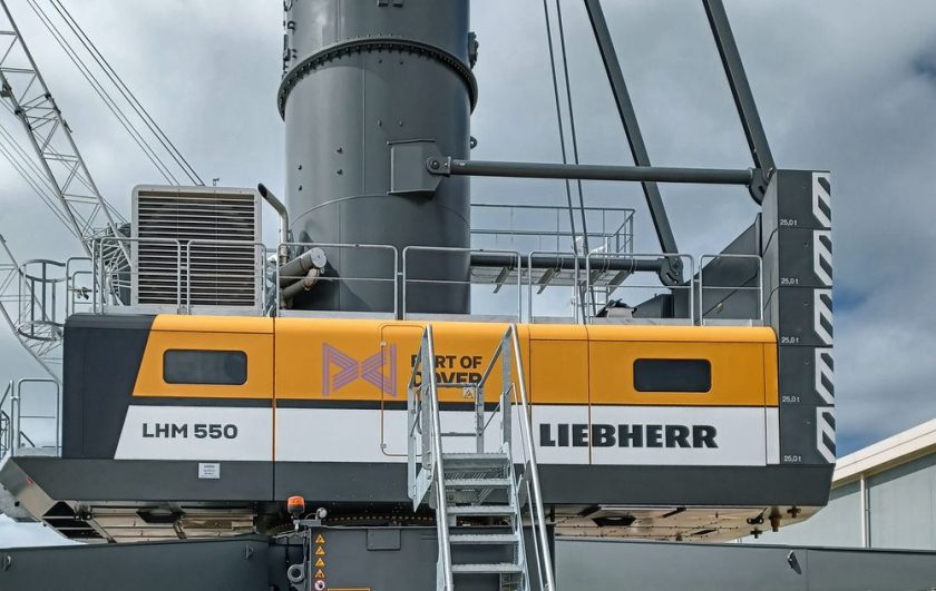 Port of Dover welcomes new Liebherr crane