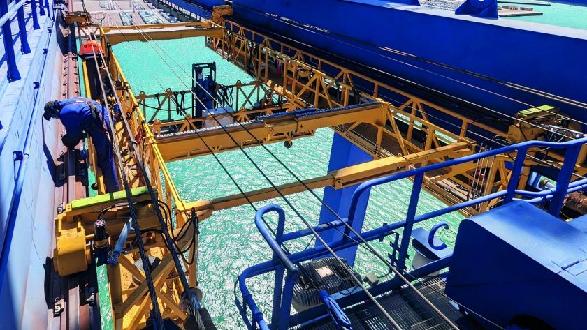 Port of Le Havre reduces vibration for crane drivers