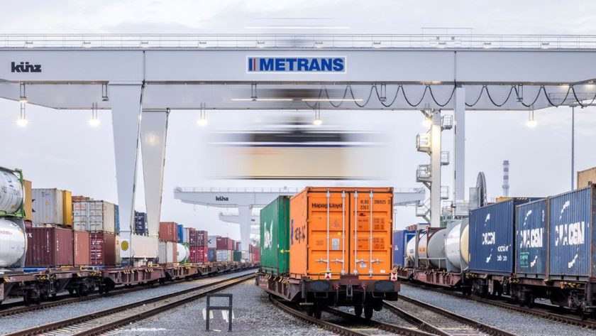 Port of Hamburg halts train services amid strikes