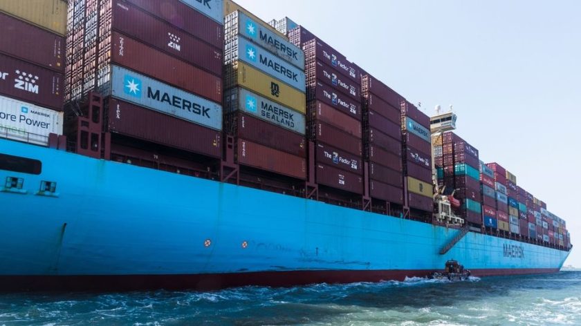 SAMSA: Smoke onboard Maersk ship, update on pharma material cleanup and oil spill in Algoa Bay